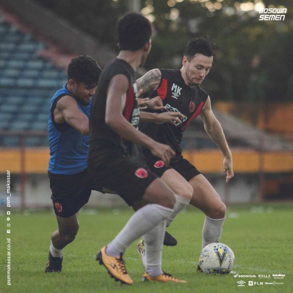 Foto Latihan PSM Makassar