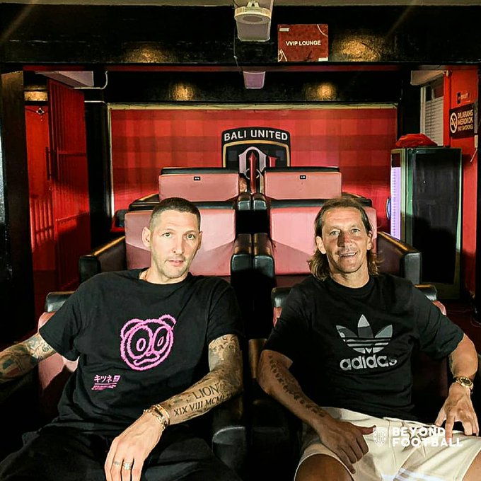 foto Materazzi dan Salgado kunjungi Bali United. Sumber: @baliutd