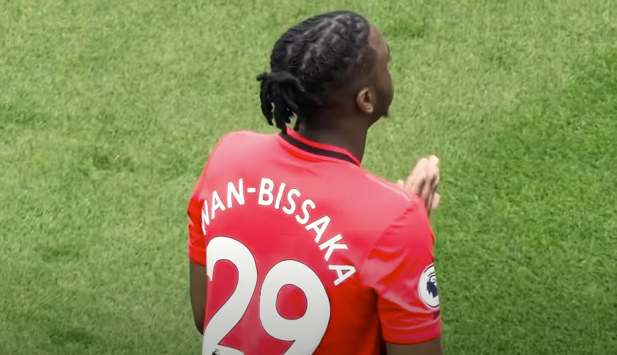 Aaron Wan-Bissaka Mulai Berlatih, Skuad Manchester United Perlahan Pulih