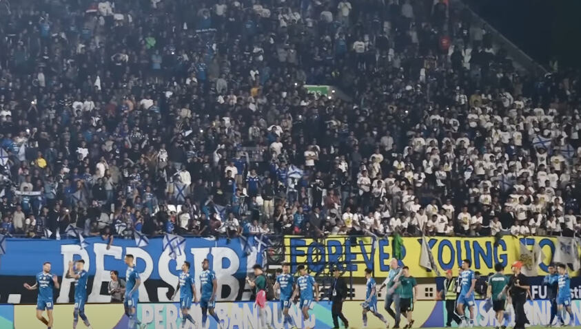 Jelang Persib Vs Madura United, Pesan Bojan Hodak Ke Bobotoh: Buat Berisik Saja