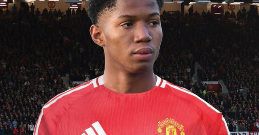 Chido Obi Martin, Wonderkid Arsenal Pilih Gabung Manchester United