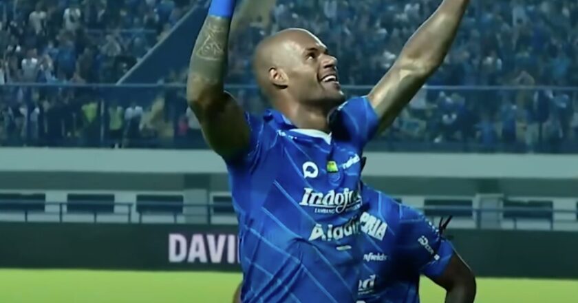 David Da Silva Cetak 2 Gol, Persib Bantai PSBS Biak 4-1