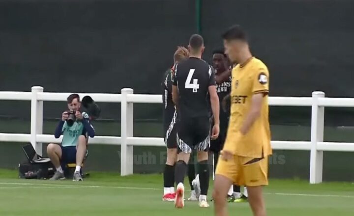 Justin Hubner Belum Mampu Bawa Wolverhampton Menang Atas Arsenal