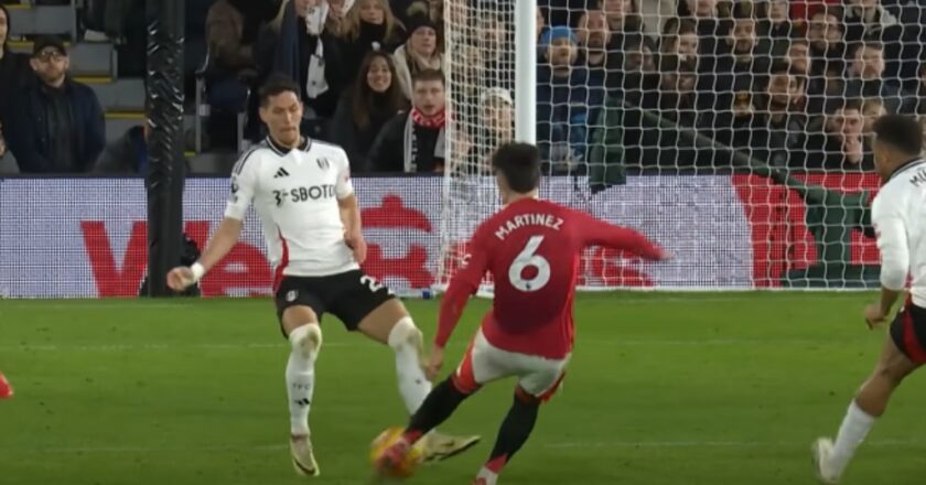 Peran Baru Lisandro Martinez di Manchester United: Dari Bek Tangguh hingga Pencetak Gol