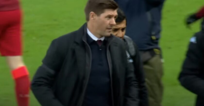 Steven Gerrard Menghadapi Tantangan Baru di Saudi: Kehilangan Pemain Kunci Menjadi Ancaman