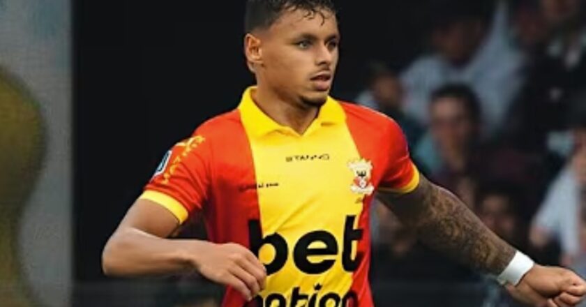 Dean James: Profil dan Statistik