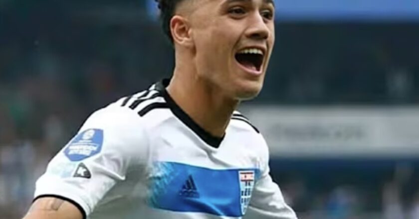 Eliano Reijnders: Profil dan Statistik