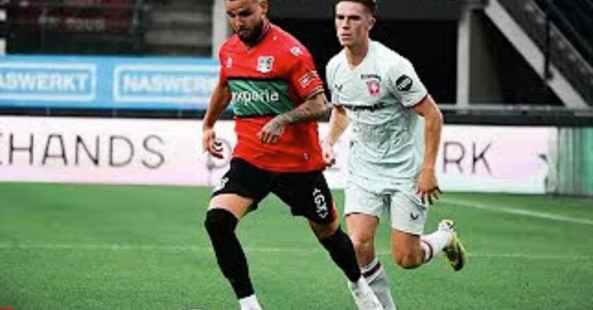 Hasil Twente vs NEC: 2-0, Calvin Verdonk Main Penuh, Mees Hilgers Diparkir