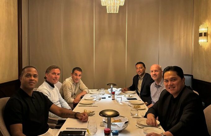 Jelang Duel Krusial Lawan Bahrain, Erick Thohir Temui Patrick Kluivert! Apa yang Dibahas?