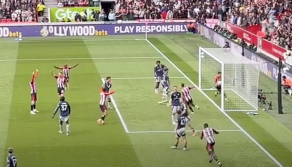 Hasil Liga Inggris Brentford vs Manchester United: 4-3, Laga Gila di Gtech Community Stadium, Setan Merah Kembali Tumbang