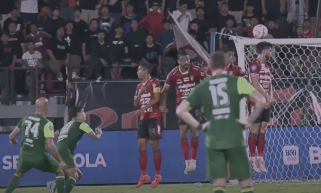 Preview Pertandingan dan Prediksi Skor Persebaya vs Bali United: Perebutan Posisi Strategis di Penghujung Musim, 20 Mei 2025