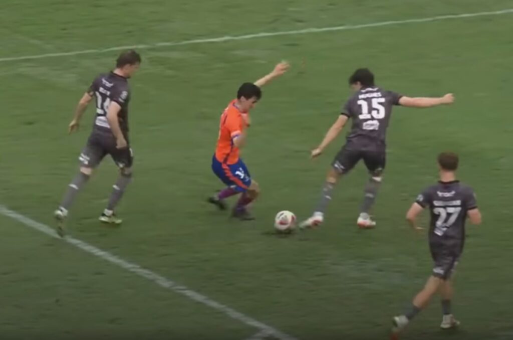 Preview Pertandingan dan Prediksi Skor Wellington Phoenix vs Brisbane Roar: Perebutan Tiket Penting di Larrakia Park