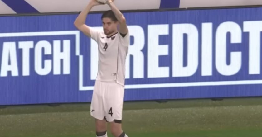 Apes! Kevin Diks Cedera Lagi Lawan Jepang, Timnas Indonesia Kehabisan Bek Kanan