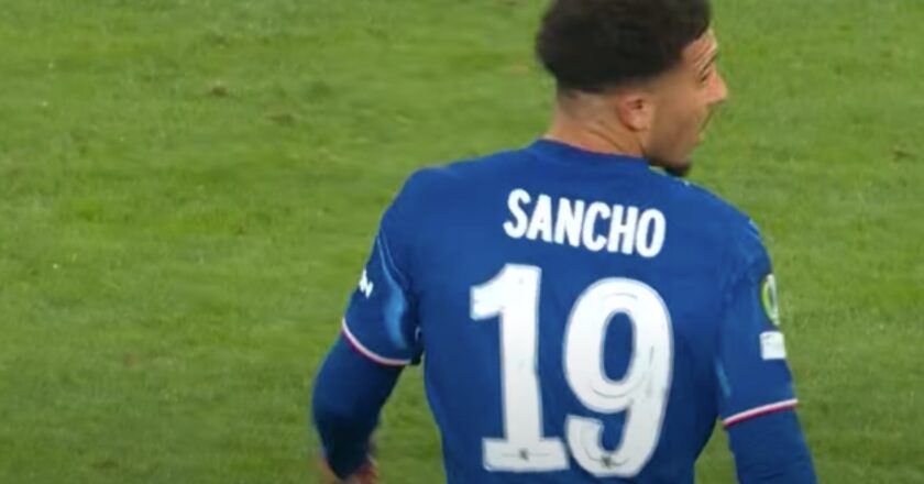 Jadon Sancho Siap Tinggalkan Manchester United, Napoli Jadi Favorit! Ini Keuntungan Bagi Setan Merah