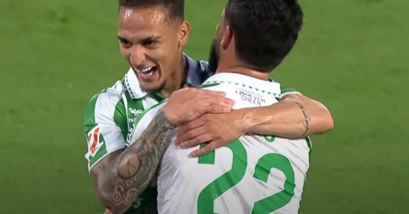 Tinggalkan Manchester United, Antony Prioritaskan Kembali ke Real Betis Daripada Terima Pinangan Como