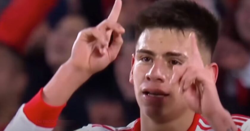 AS Roma Kejar Wonderkid Argentina Milik Manchester City, Claudio Echeverri Bisa Gabung Paulo Dybala