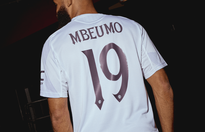 Bryan Mbeumo Resmi Berseragam Manchester United, Dapat Nomor Punggung 19