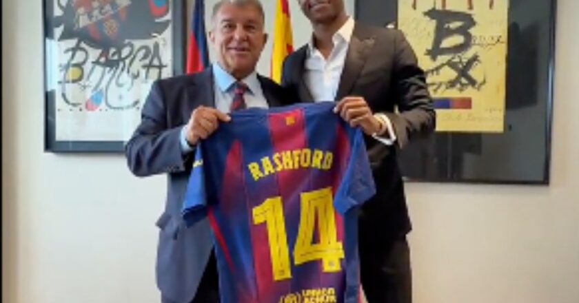 Nomor Punggung Marcus Rashford di Barcelona: 14