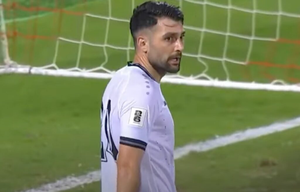 PERSIB Gaet Bek Timnas Irak, Frans Putros- Siap Jadi Tembok Baru Maung Bandung