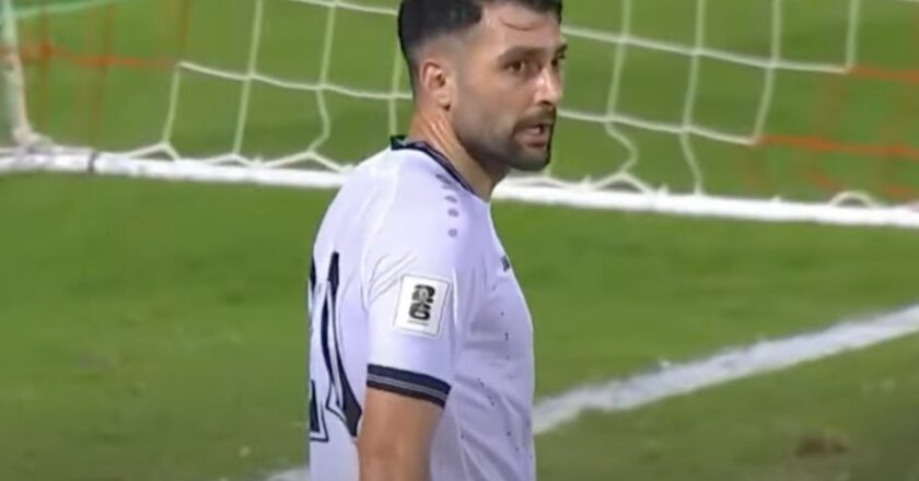 Persib Gaet Bek Timnas Irak, Frans Putros: Siap Jadi Tembok Baru Maung Bandung