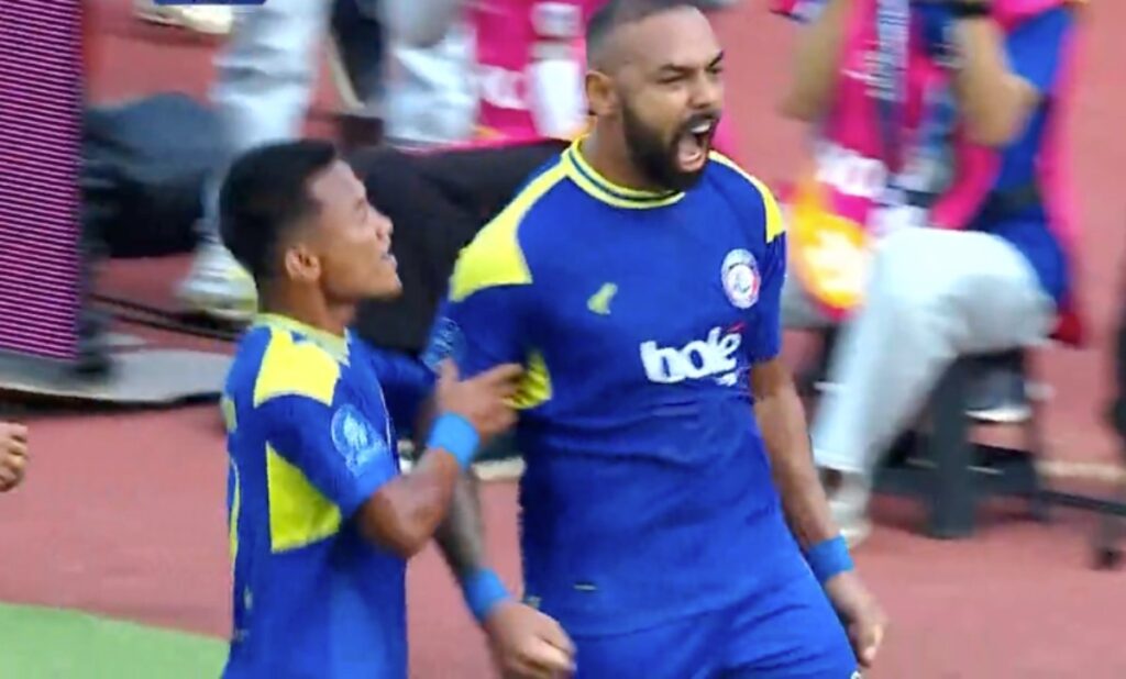 Hasil Arema FC vs PSBS Biak, Skor 4 - 1, Dalberto Hatrick!