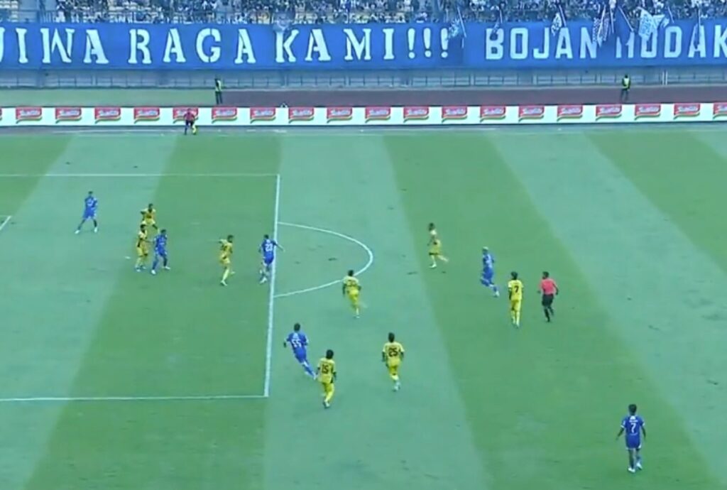 Hasil Persib vs Semen Padang, Skor 2 - 0: Gol Uillian dan Febri Bikin GBLA Bergemuruh