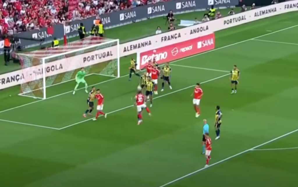Jadwal Liga Champions Fenerbahce vs Benfica: Prediksi Skor dan Preview Duel Sengit di Liga Champions 2025