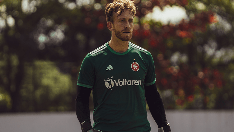 Kapten Western Sydney Wanderers, Lawrence Thomas