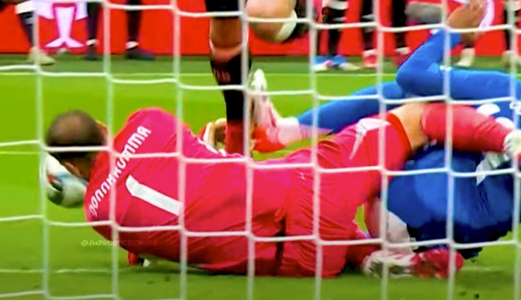 PSG Coret Donnarumma dari Piala Super Eropa, Rumor Hengkang ke MU Makin Kencang!