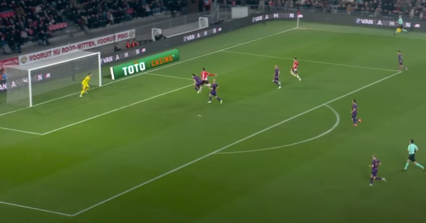 PSV vs Go Ahead Eagles: Prediksi Skor dan Preview Pertandingan di Johan Cruijff Shield 2025: Siapkah Elang Tundukkan Raksasa?