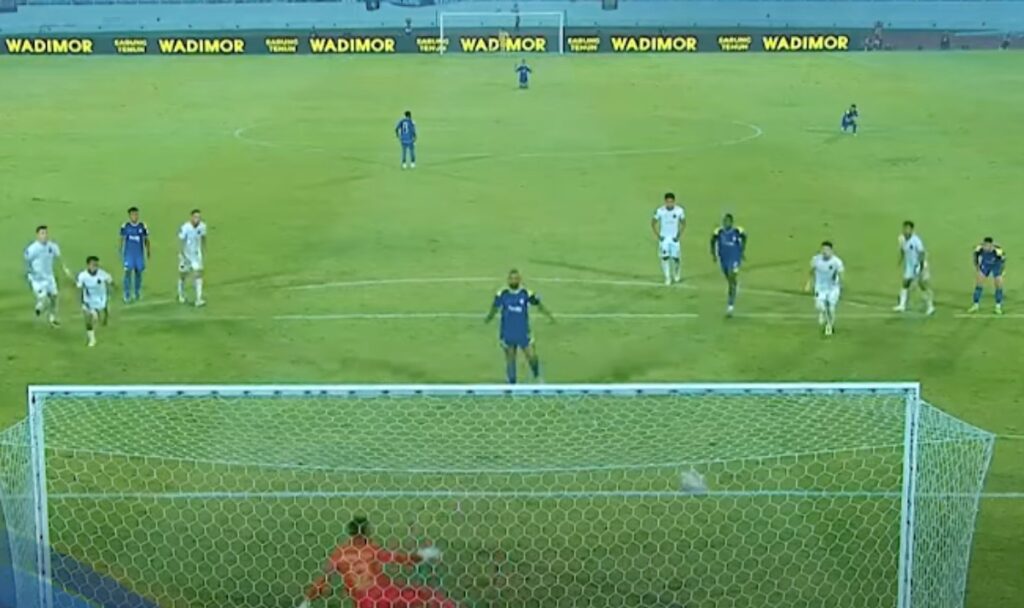 Prediksi Persijap vs Arema di BRI Super League: Duel Sengit di Gelora Bumi Kartini