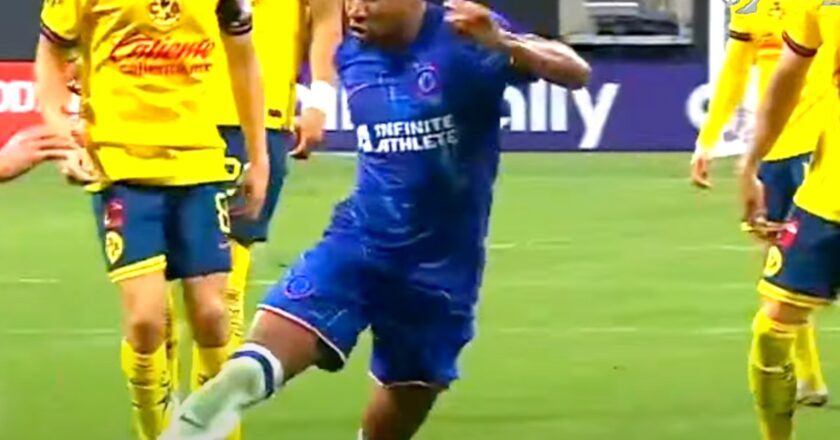 Deal: AC Milan Capai Kesepakatan Gaet Christopher Nkunku dari Chelsea