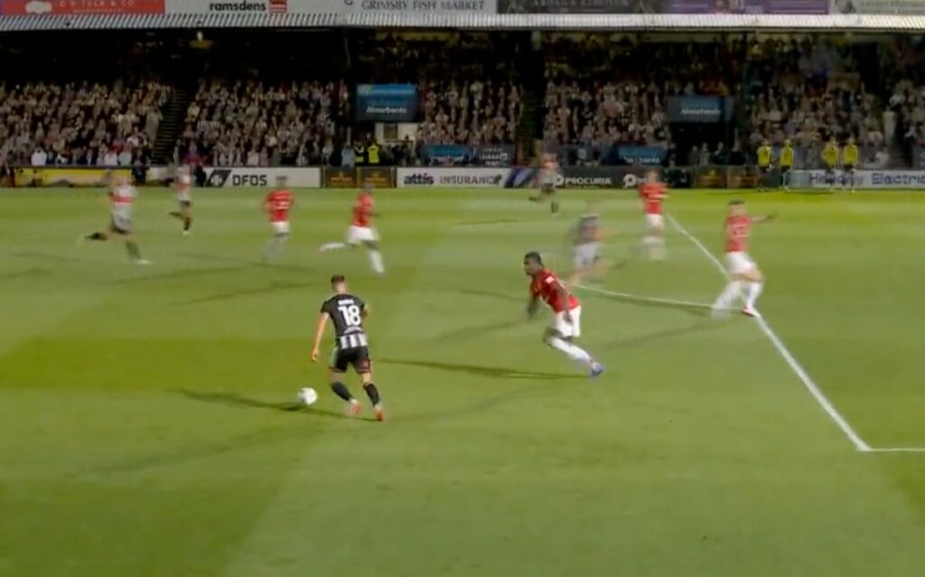 Statistik Grimsby Town vs Manchester United: MU Dominan, tapi Gugur di Adu Penalti