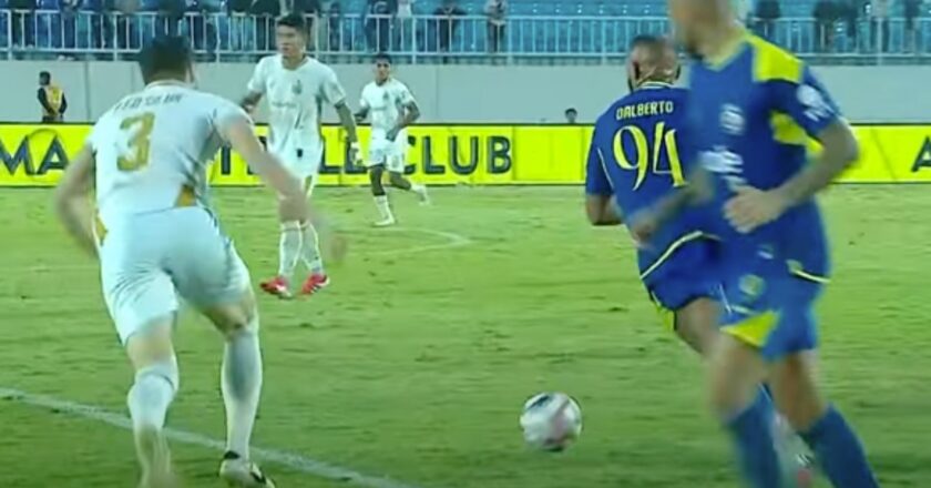 Statistik Pertandingan Arema FC vs Bhayangkara FC, Dominasi Arema Dalam Penguasaan Bola