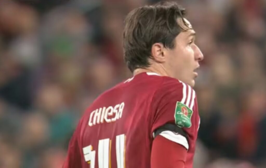 Drama di Liverpool! Cedera ACL Giovanni Leoni Buka Jalan Federico Chiesa ke Liga Champions