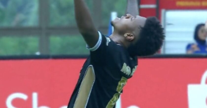 Hasil Dewa United vs PSBS Biak: 3-1, Jaja dan Lilipaly Jadi Bintang!