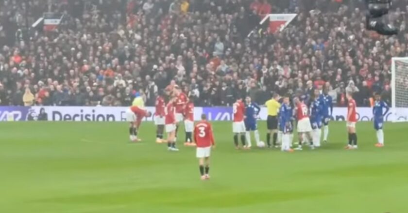 Hasil MU vs Chelsea di Babak Pertama: Manchester United Unggul 2-0 atas Chelsea, The Blues Bermain dengan 10 Pemain Sejak Menit ke-5