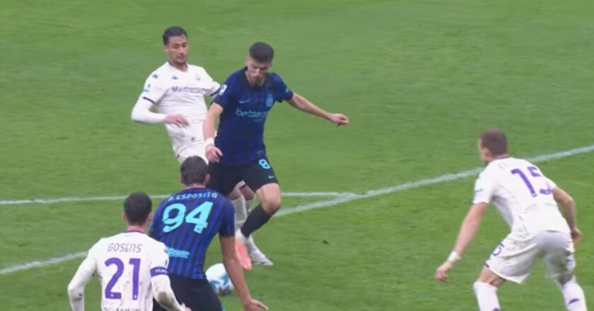 Hasil Liga Italia Inter Milan vs Fiorentina: Inter Milan Ganas di San Siro, Hakan Çalhanoğlu Dua Gol, Fiorentina Dibantai 3-0 di Serie A