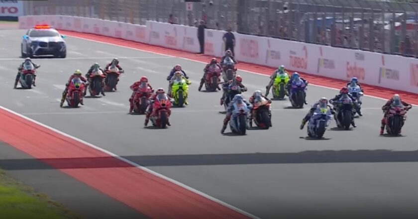 Jadwal MotoGP Mandalika Hari Ini: Rider Parade hingga Race Utama, Siap Panas di Sirkuit Lombok!