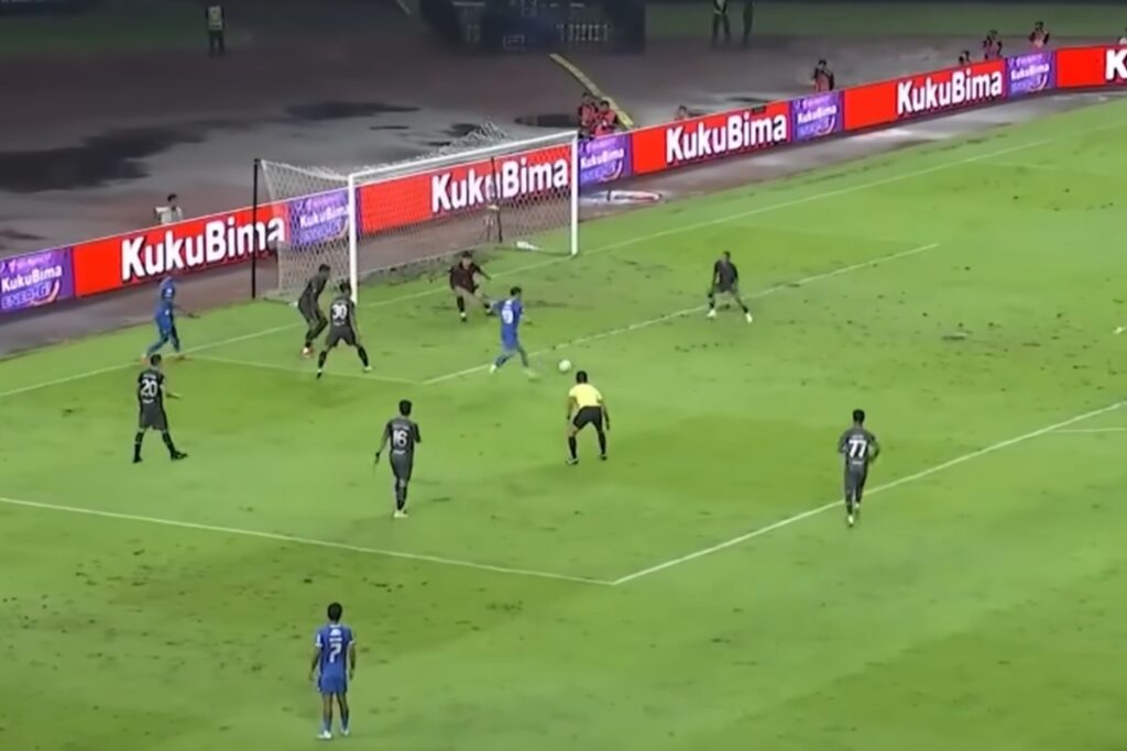 Link Live Streaming Persib Bandung vs Persis Solo Malam Ini, Laga Sengit di GBLA