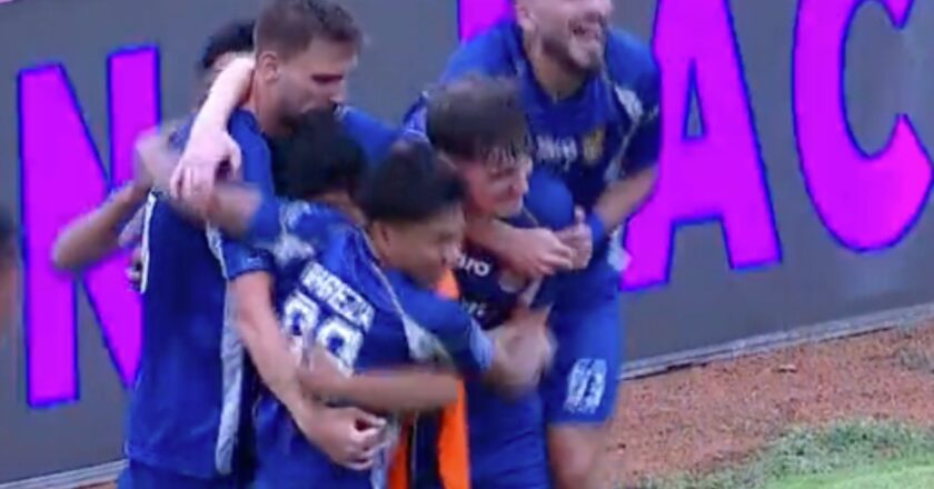 7 Fakta Menarik PSIM Yogyakarta vs Dewa United: Duet Haljeta–Vidal Ganas, Dewa Kena Kartu Merah Lagi!