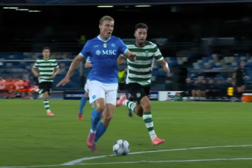 Rasmus Højlund Pecah Telur di Liga Champions: Cetak Brace untuk Napoli, Manchester United Makin Menyesal!