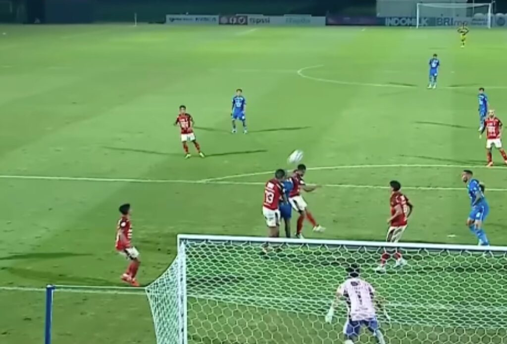 Prediksi Bali United vs Persib Bandung Malam Ini, Sabtu 1 November 2025: Duel Ketat di Dipta, Reuni Eks Liga Belanda Warnai Pertarungan Sengit