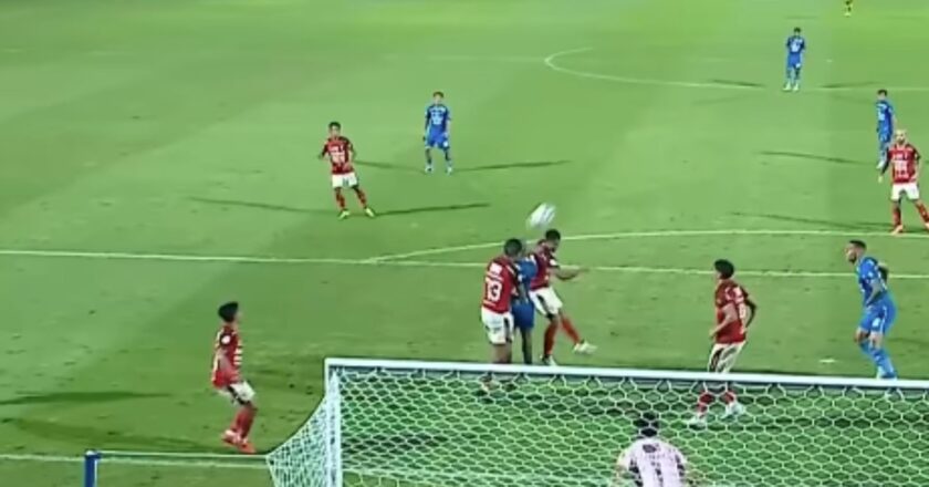 Prediksi Bali United vs Persib Bandung Malam Ini, Sabtu 1 November 2025: Duel Ketat di Dipta, Reuni Eks Liga Belanda Warnai Pertarungan Sengit