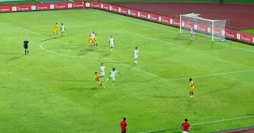 Prediksi Semen Padang vs Arema FC: Duel Hidup-Mati di Padang! Sang Juru Kunci Siap Bikin Kejutan?